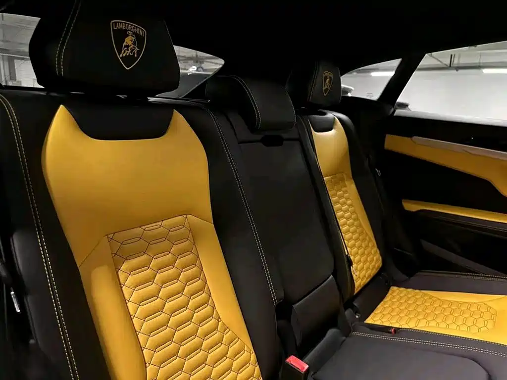 Lamborghini Urus 2019 — фото 10