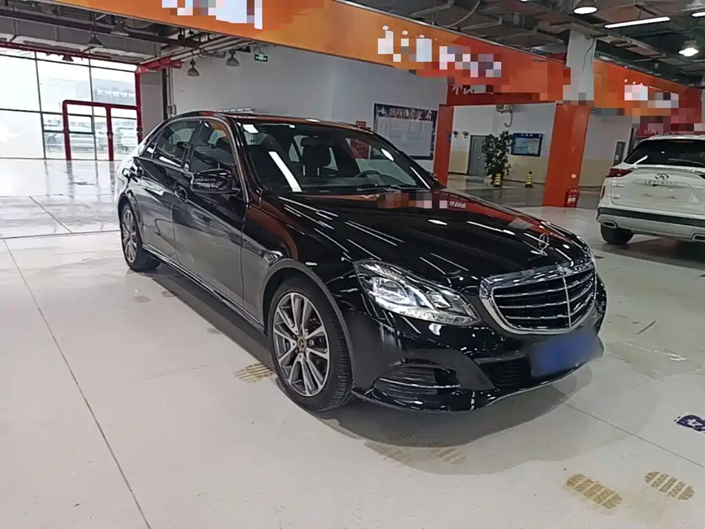 Mercedes-Benz E-Class 2016