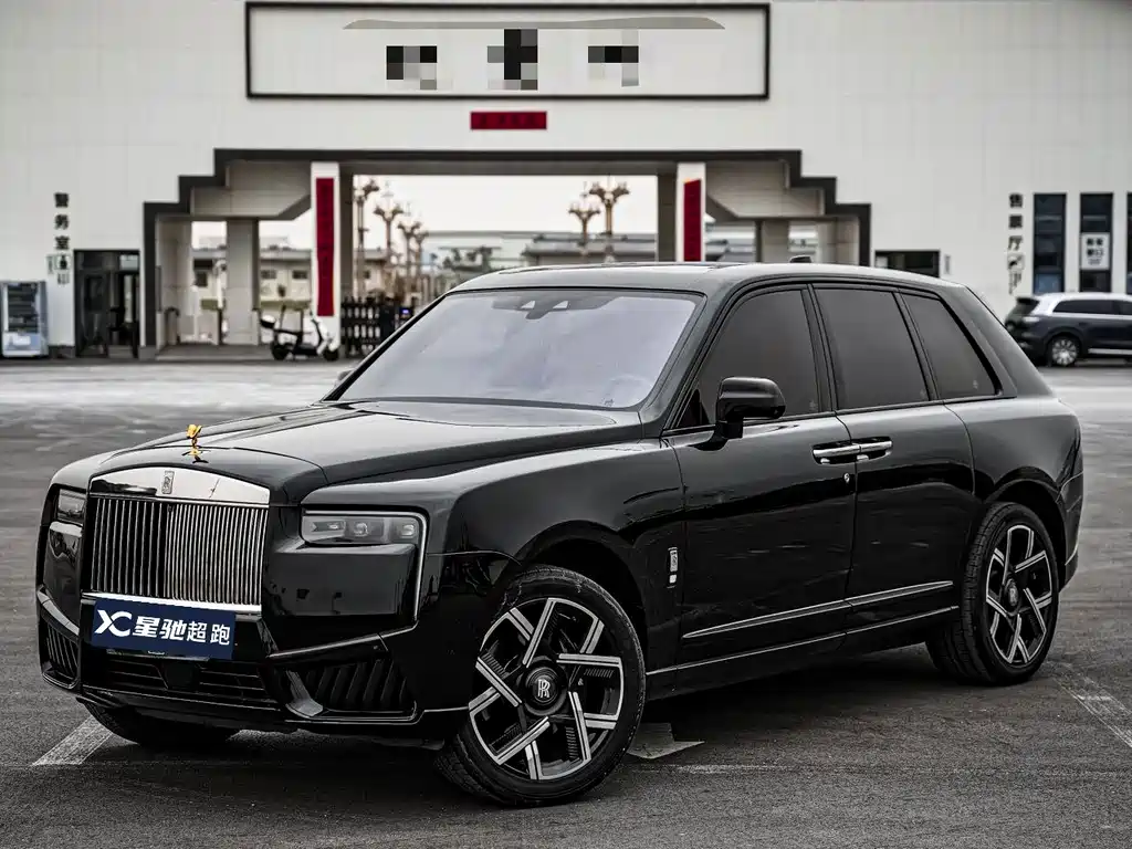 Rolls-Royce Cullinan 2019 — фото 1