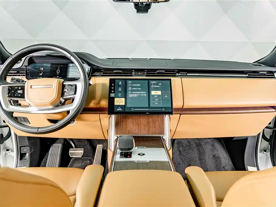 Land Rover Range Rover 2024 — фото 13