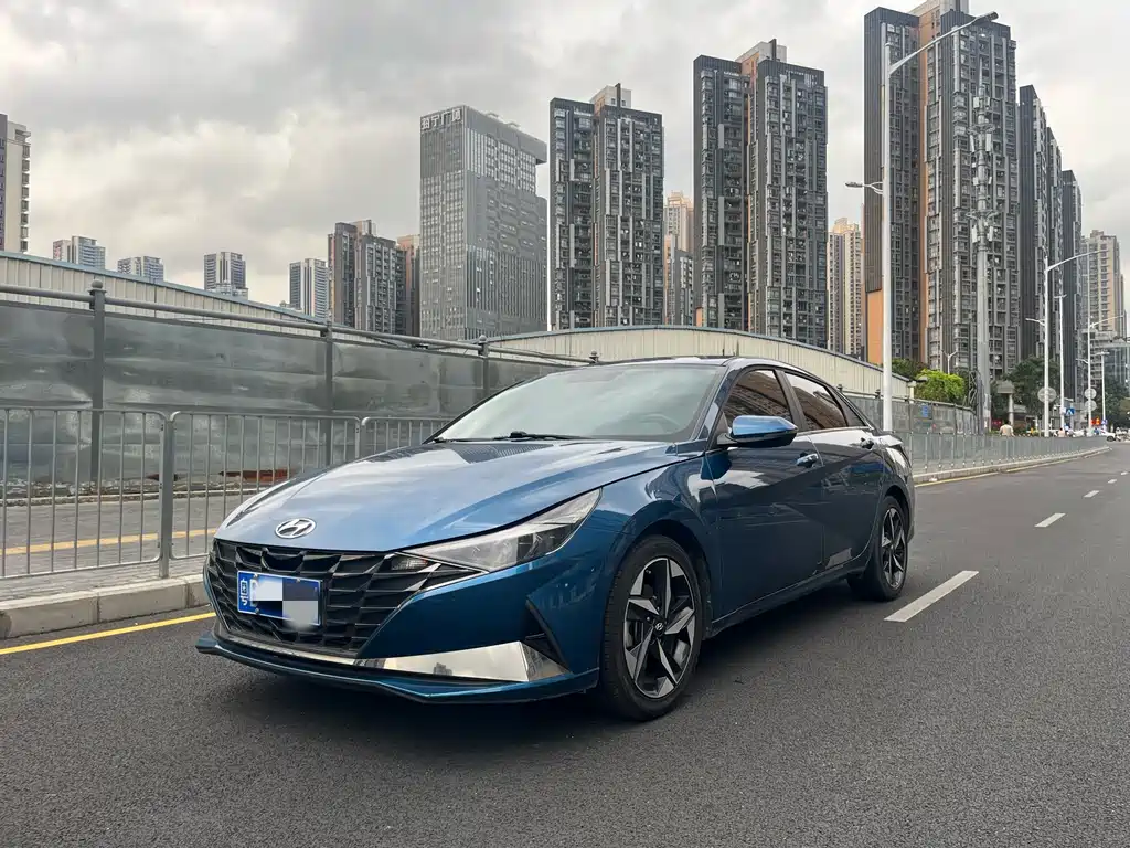 Hyundai Elantra 2021