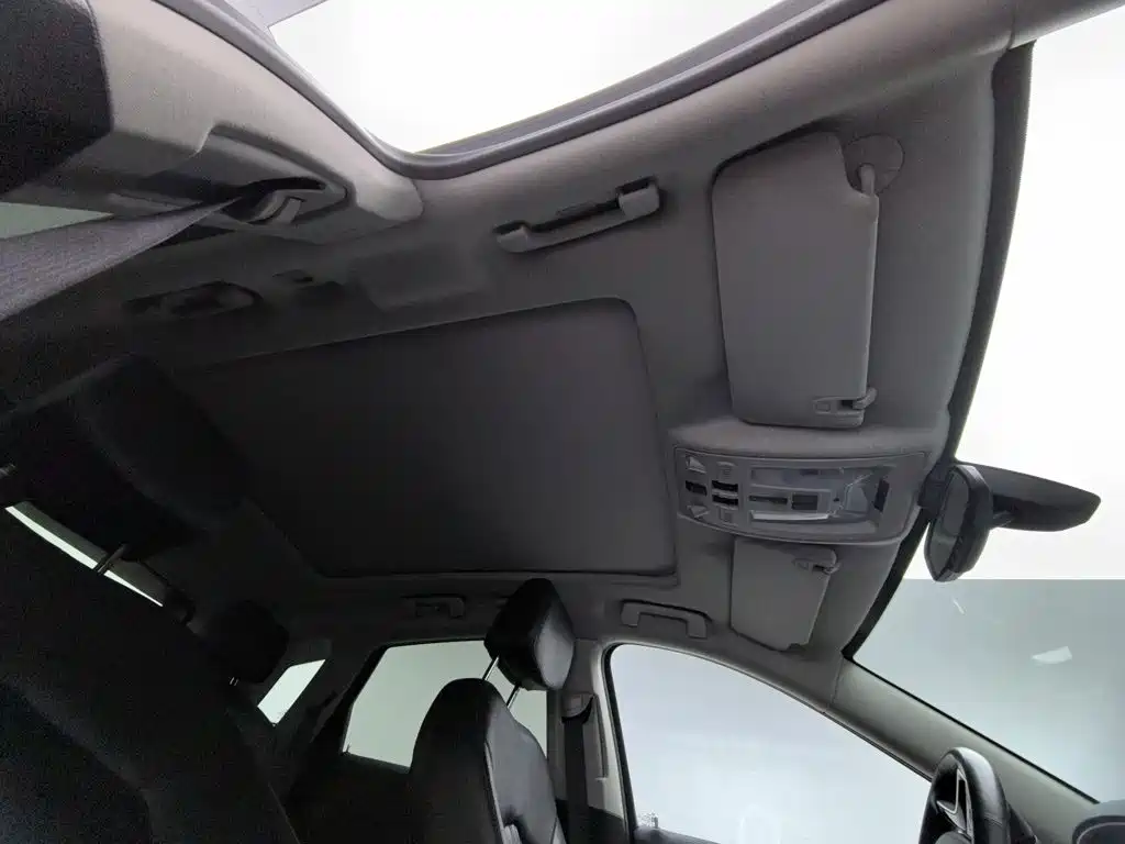 Cadillac SRX 2014 — фото 14