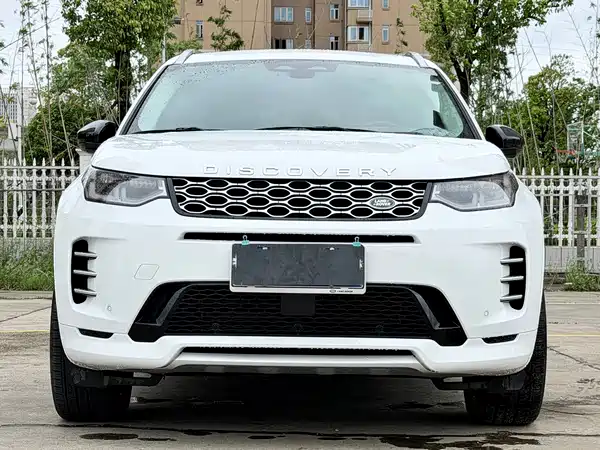 Land Rover Discovery Sport 2025