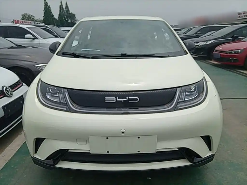 BYD Dolphin 2023