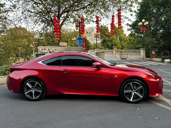 Lexus RC 2018