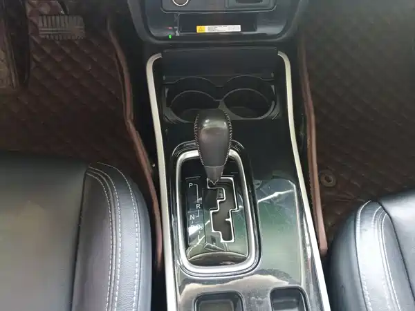 Mitsubishi Outlander 2020