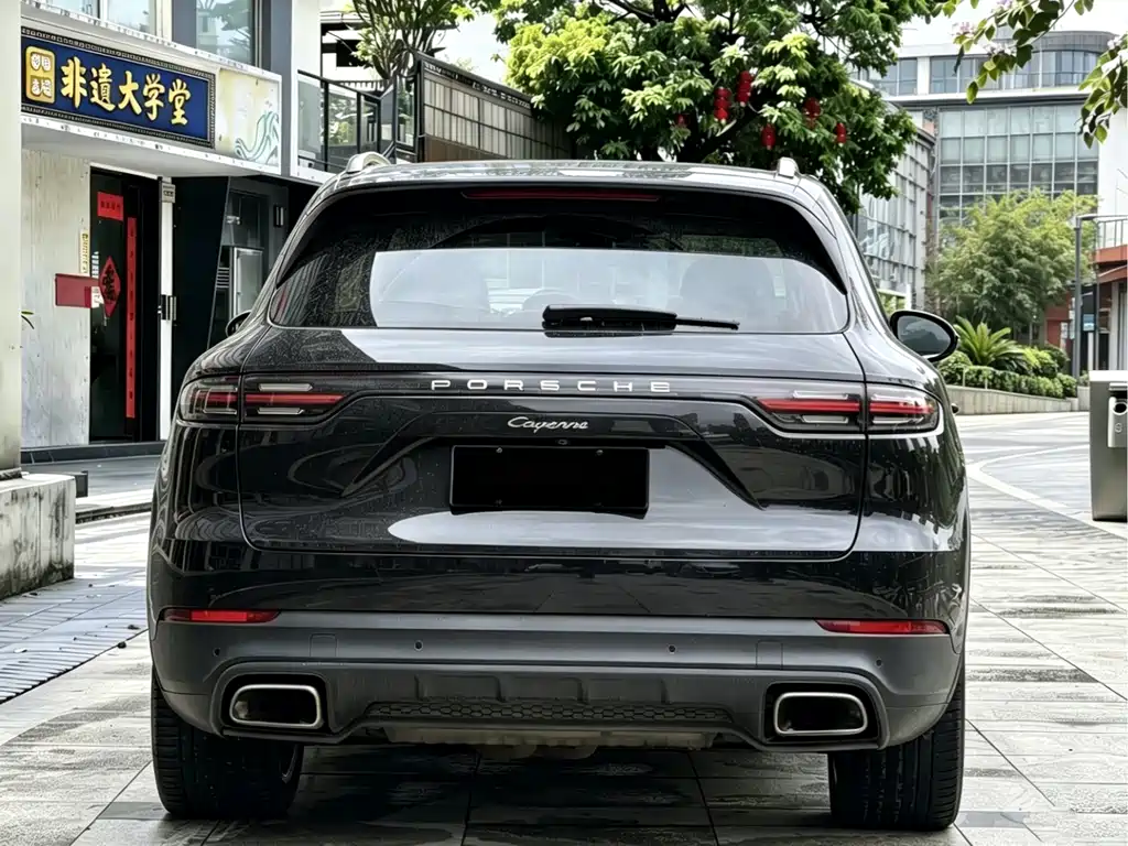 Porsche Cayenne 2018 — фото 8