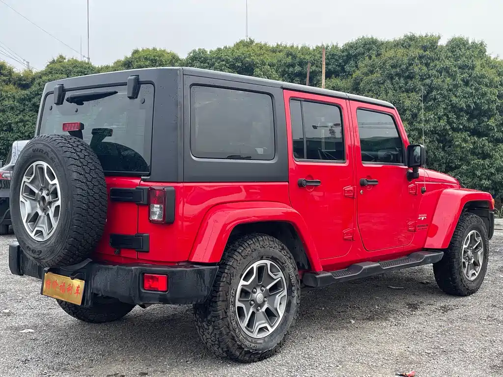 Jeep Wrangler 2018 — фото 8