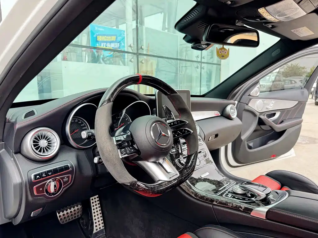 Mercedes-Benz C-Class AMG 2015 — фото 10
