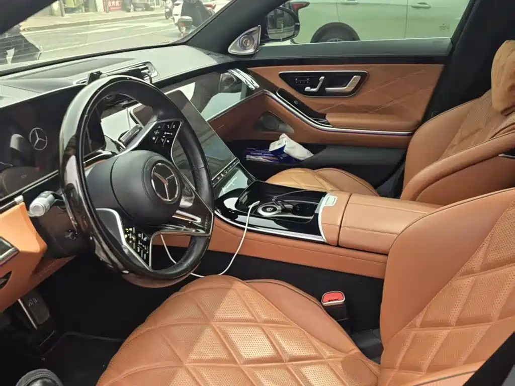 Mercedes-Benz Maybach S-Class 2023 — фото 11