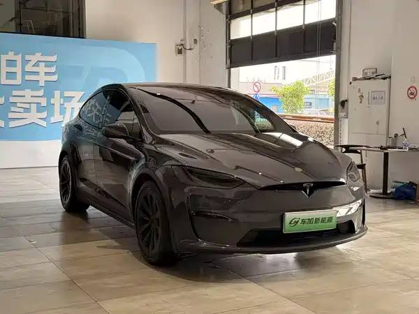 Tesla Model X 2023