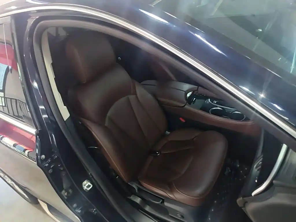 Buick Envision Plus 2020 — фото 25