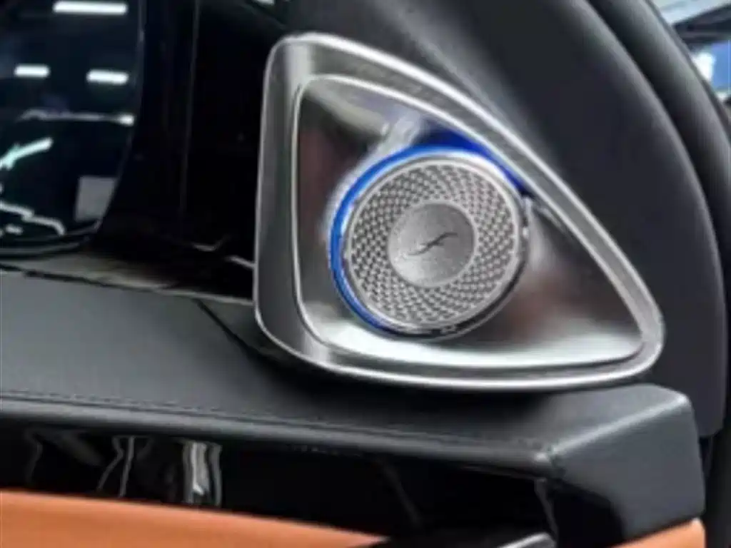 Mercedes-Benz Maybach S-Class 2023 — фото 10