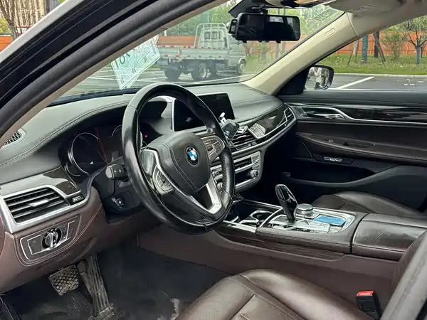 BMW 7 Series 2018