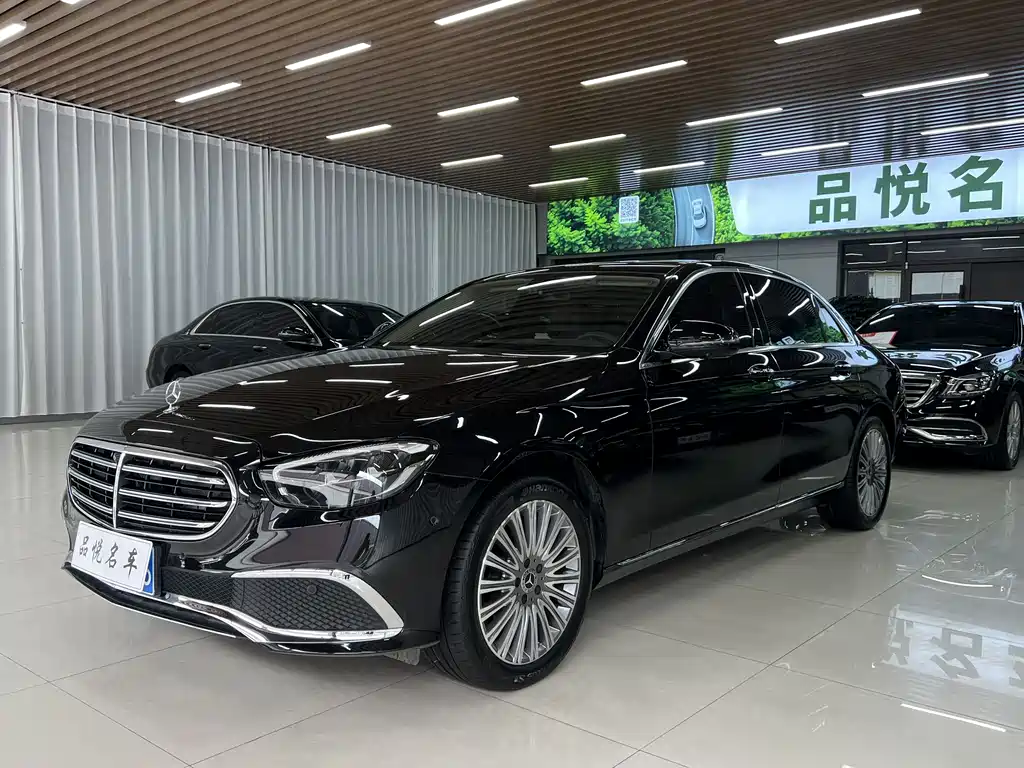 Mercedes-Benz E-Class 2023 — фото 1