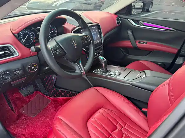 Maserati Ghibli 2016