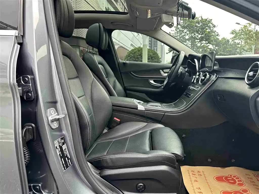 Mercedes-Benz C-Class 2019 — фото 6