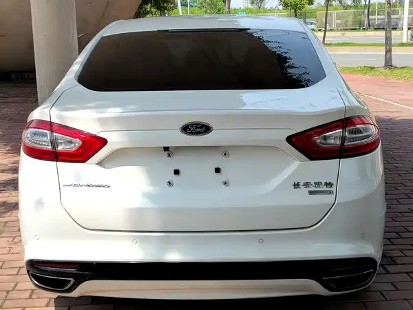 Ford Mondeo 2015