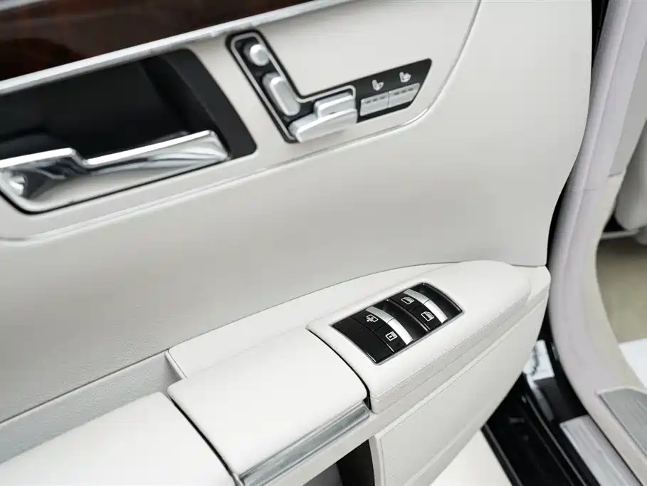 Mercedes-Benz S-Class 2012 — фото 19