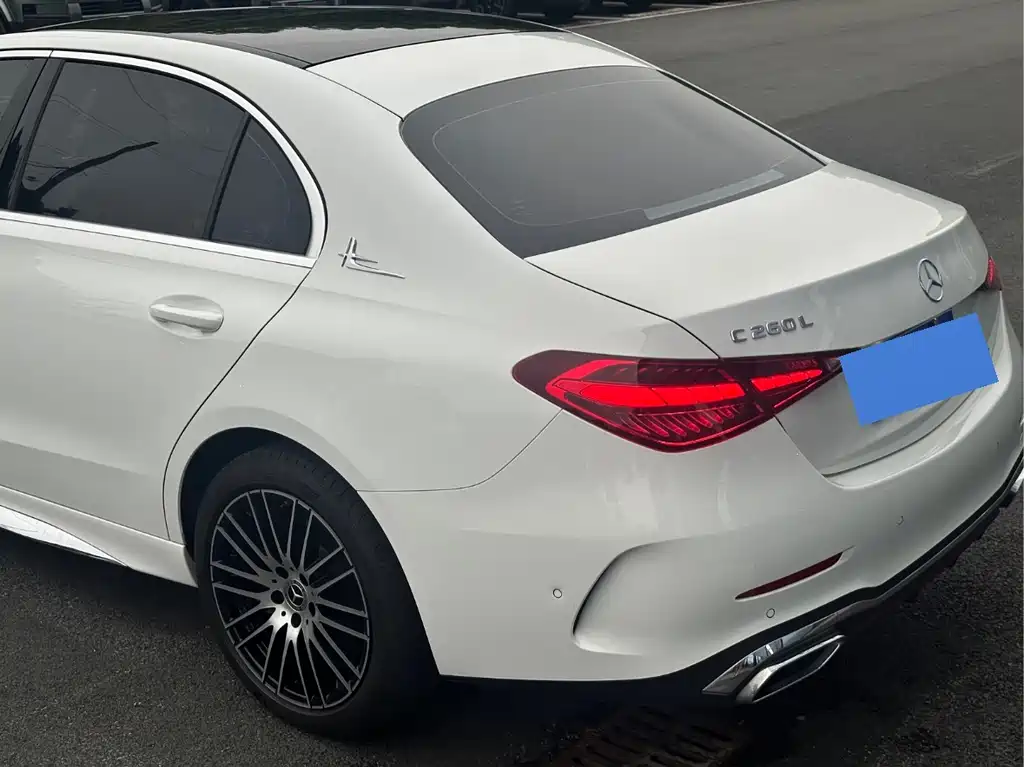 Mercedes-Benz C-Class 2022