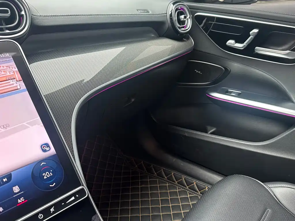 Mercedes-Benz C-Class 2022