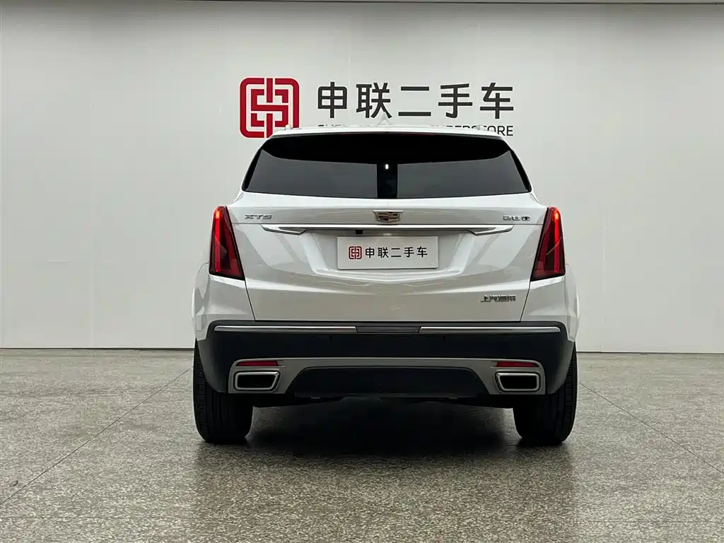 Cadillac XT5 2023 — фото 5