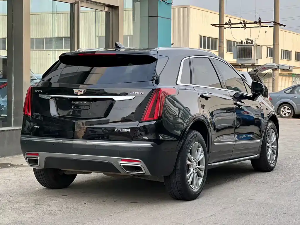 Cadillac XT5 2020 — фото 9