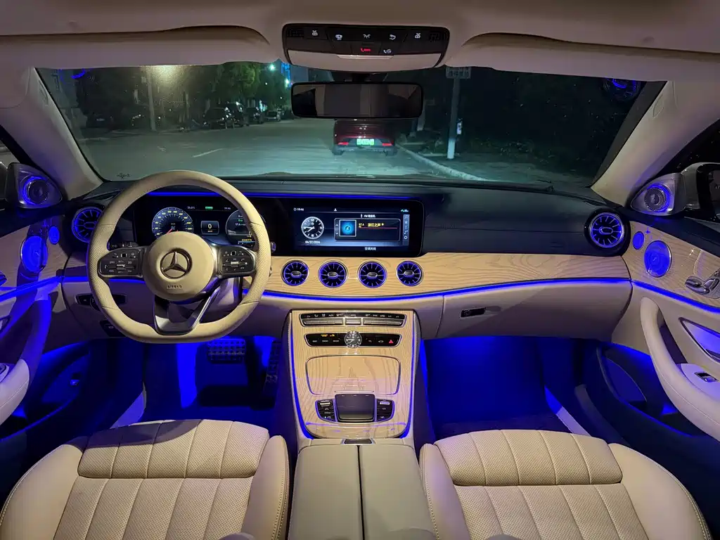 Mercedes-Benz E-Class 2019 — фото 7