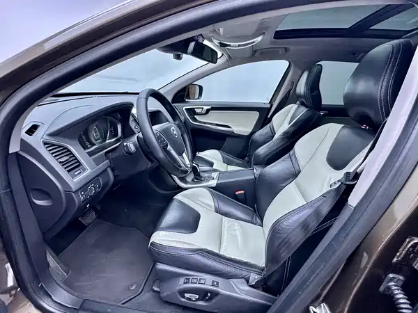 Volvo XC60 2014