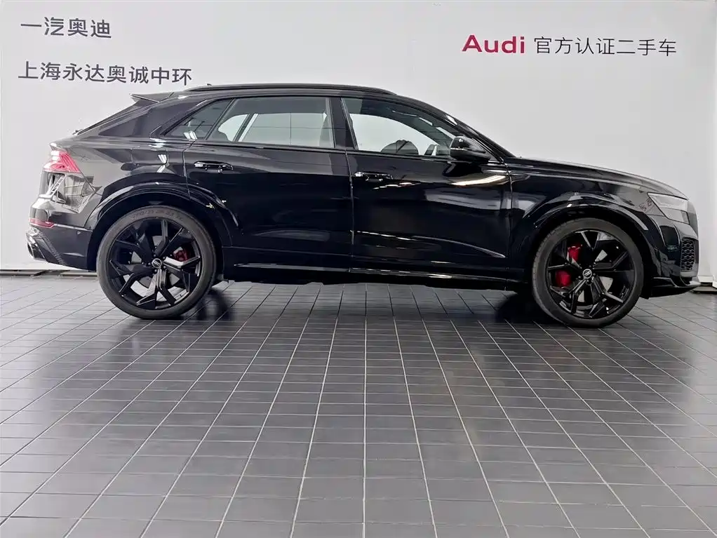 Audi RS Q8 2025 — фото 3