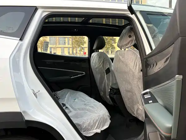 Geely Boyue 2026