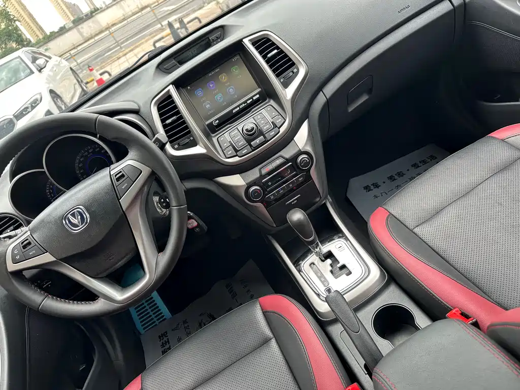 Changan Eado XT 2015 — фото 12