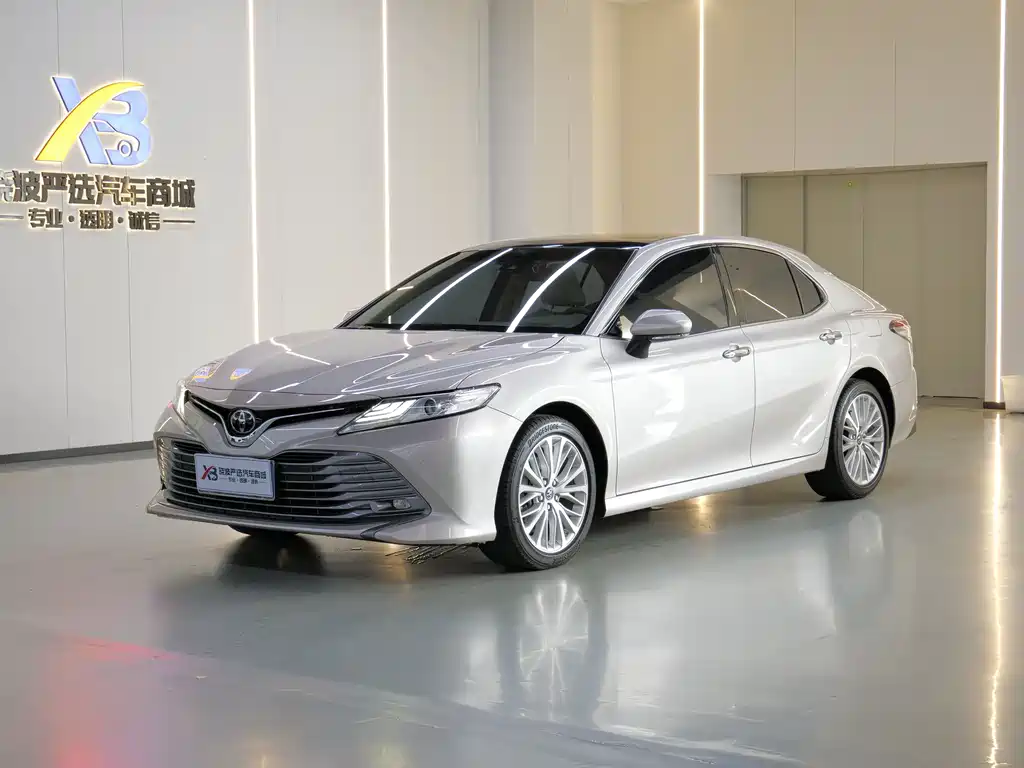 Toyota Camry 2021