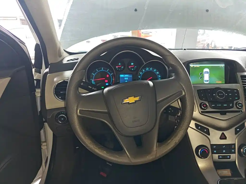 Chevrolet Cruze 2015 — фото 11