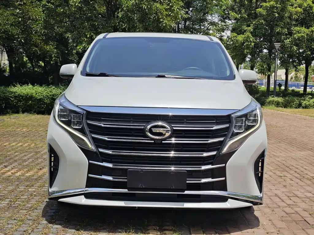 GAC Trumpchi M8 2022 — фото 2