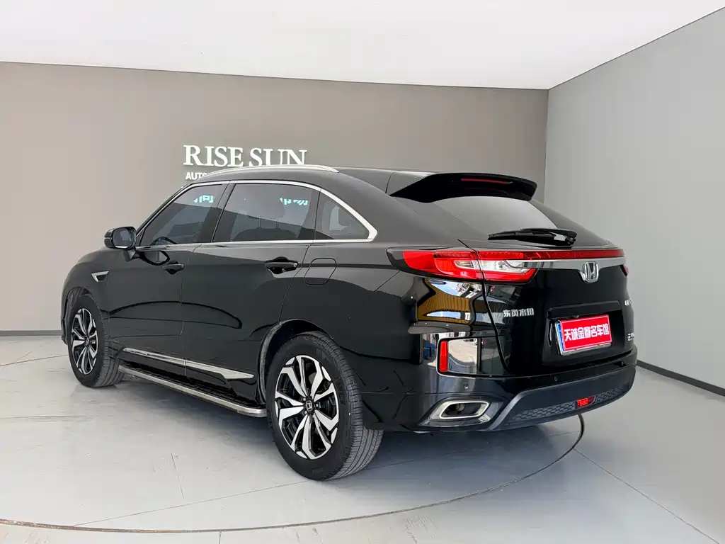 Honda UR-V 2018 — фото 3