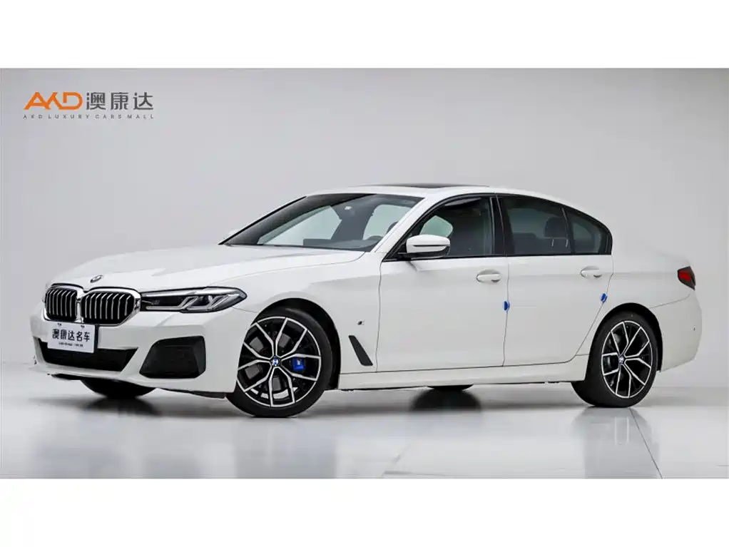 BMW 5 Series 2023 — фото 1