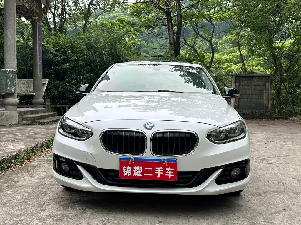 BMW 1 Series 2018 — фото 2