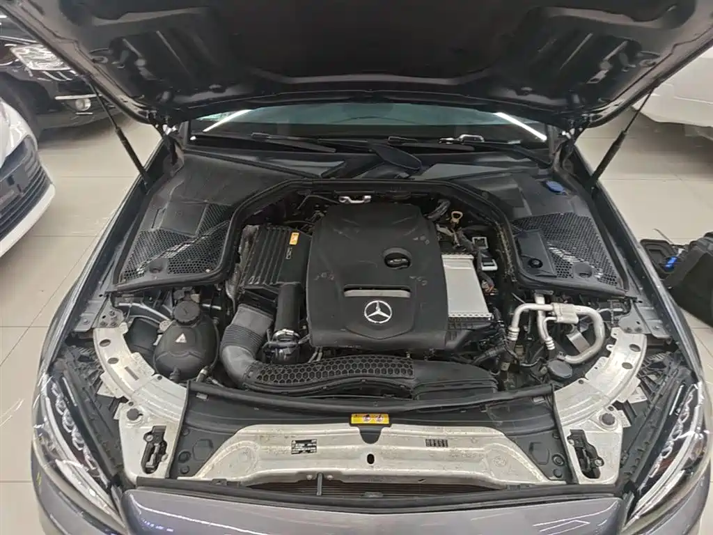 Mercedes-Benz C-Class 2017 — фото 20