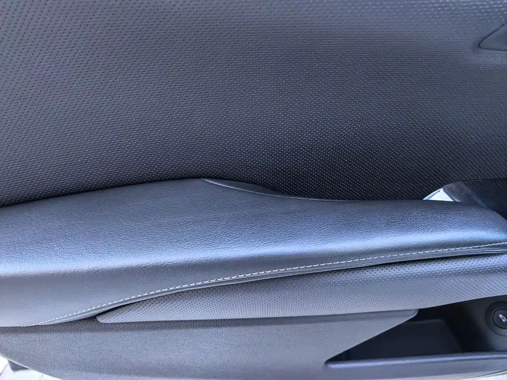 Cadillac XTS 2017 — фото 14