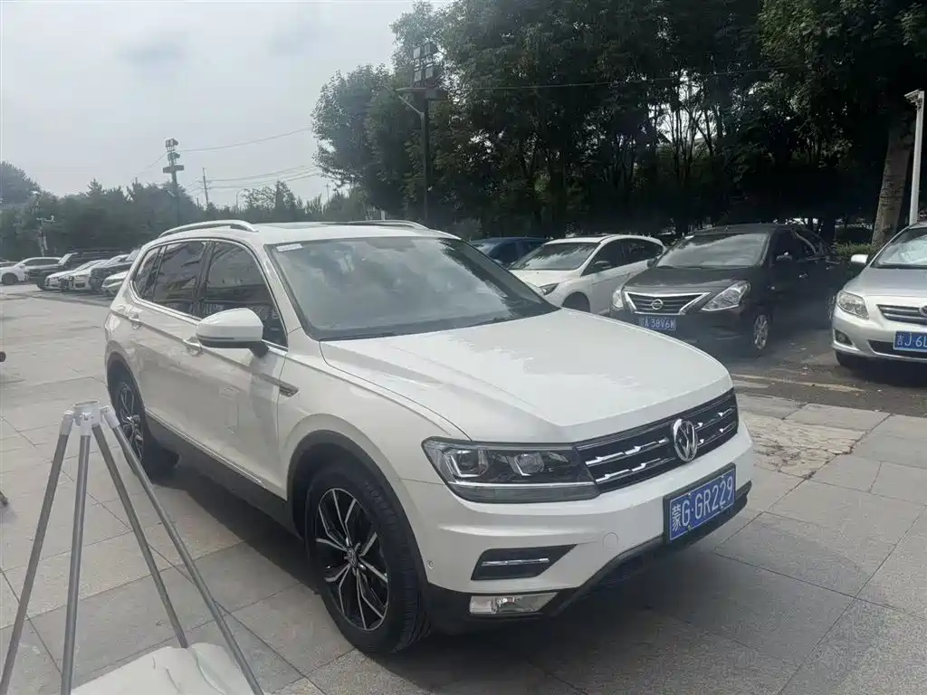 Volkswagen Tiguan L 2019 — фото 3