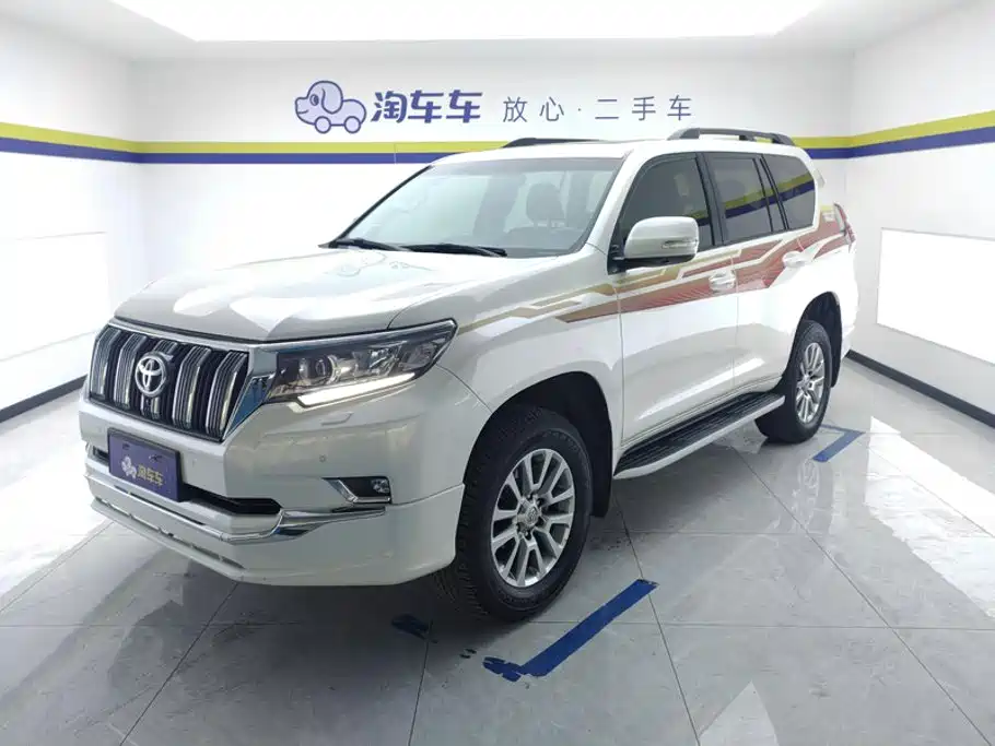 Toyota Prado 2019 — фото 1