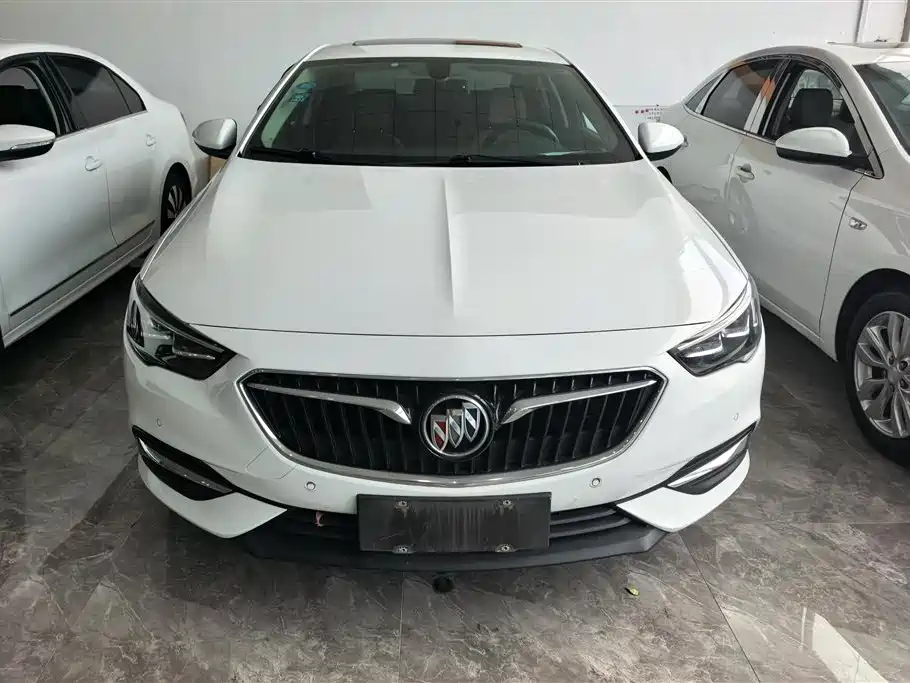 Buick Regal 2020 — фото 2