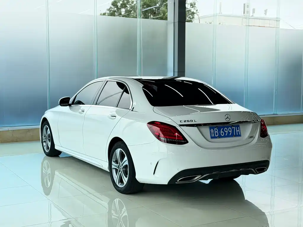 Mercedes-Benz C-Class 2021 — фото 9