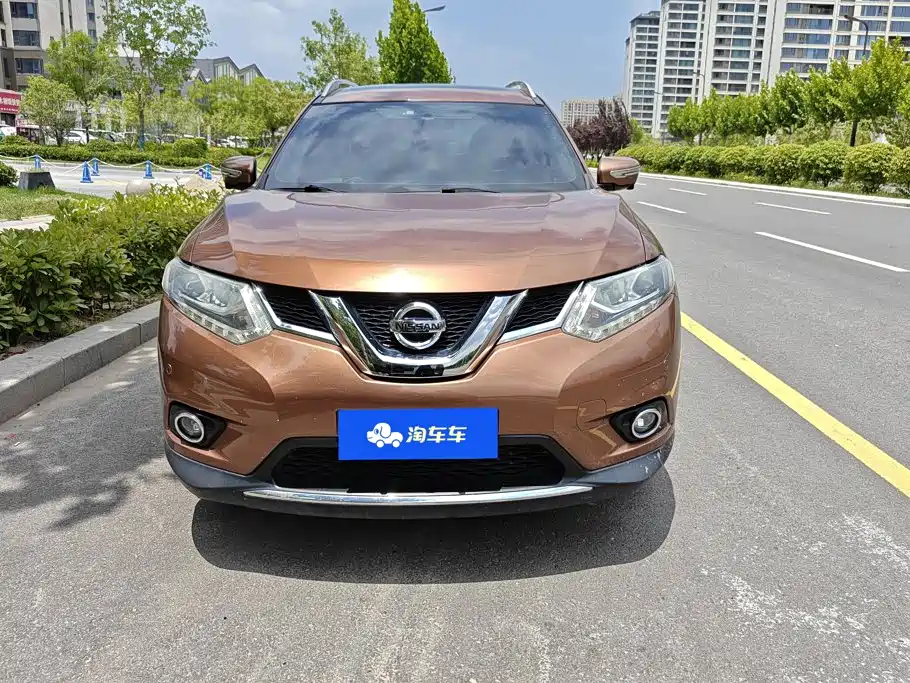 Nissan X-Trail 2015