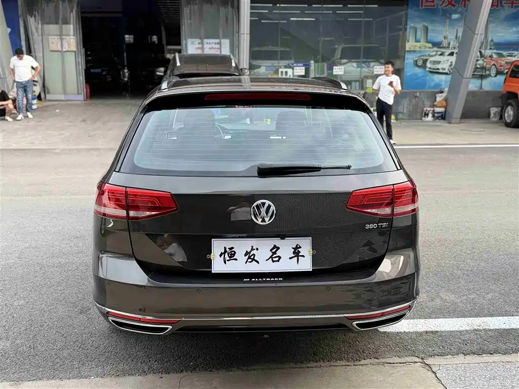 Volkswagen Viloran 2017 — фото 19