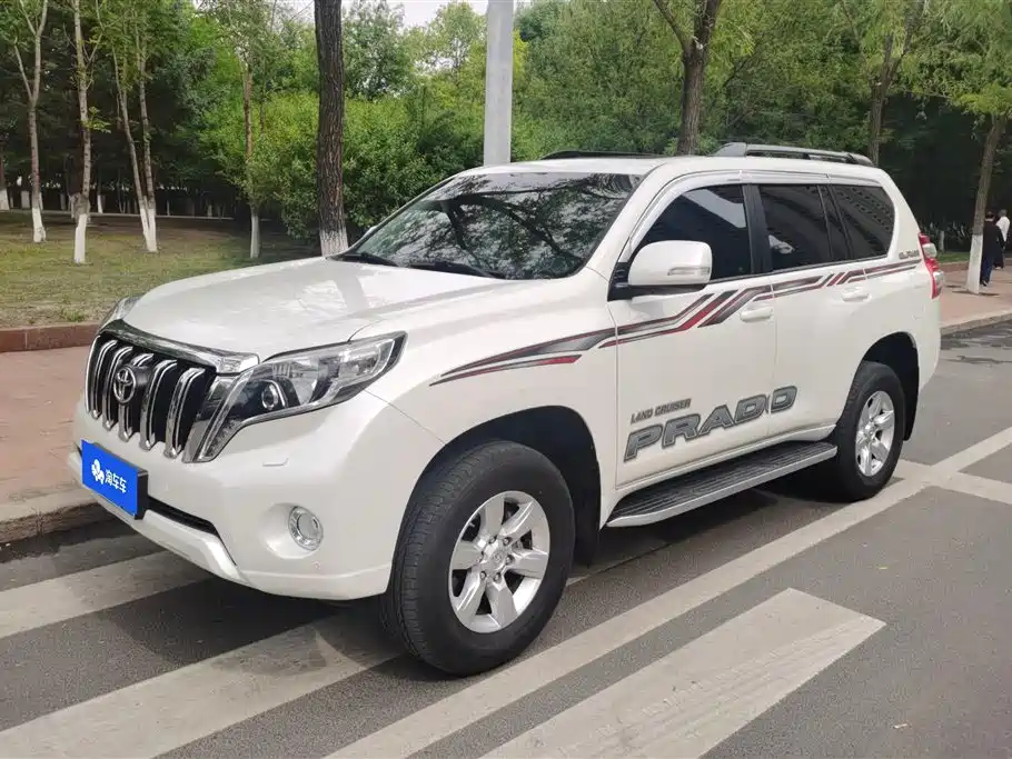 Toyota Prado 2016 — фото 1