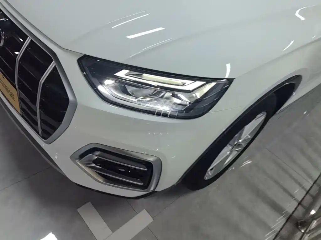 Audi Q5L 2022 — фото 24