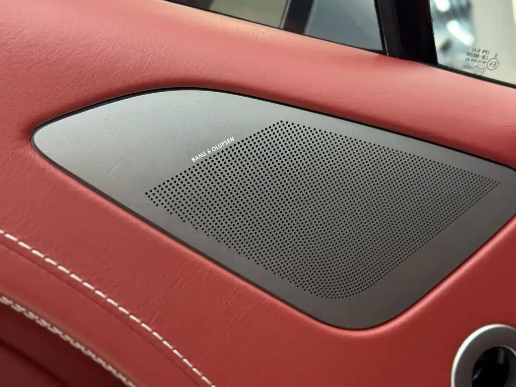 Aston Martin Rapide 2013 — фото 11