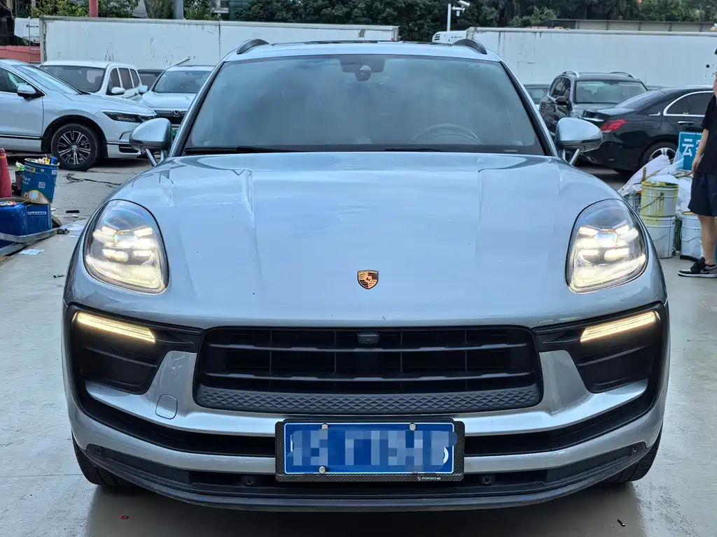 Porsche Macan 2023 — фото 2